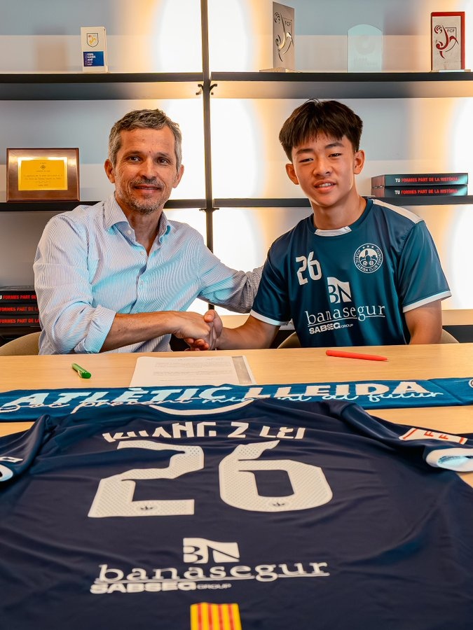 开云官网-踏上新征程！莱里达竞技社媒晒邝兆镭签约+亮相视频