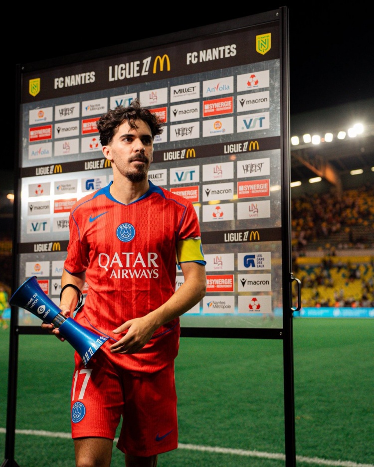 开云体育下载-维蒂尼亚闪耀客场助巴黎取胜南特 荣膺本场MVP