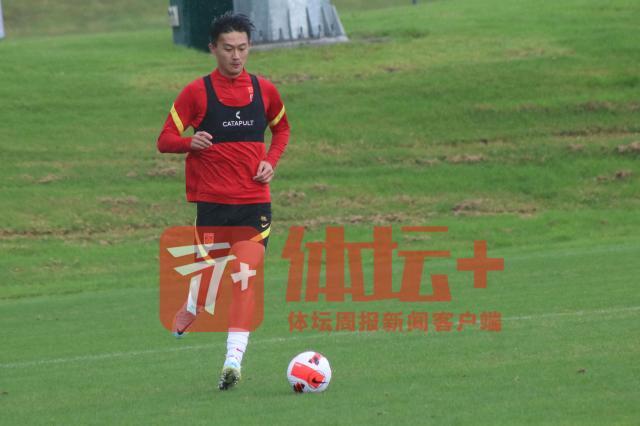 开云体育app-蒋圣龙：不喜欢被压着打 要发挥出敢打敢拼的精神