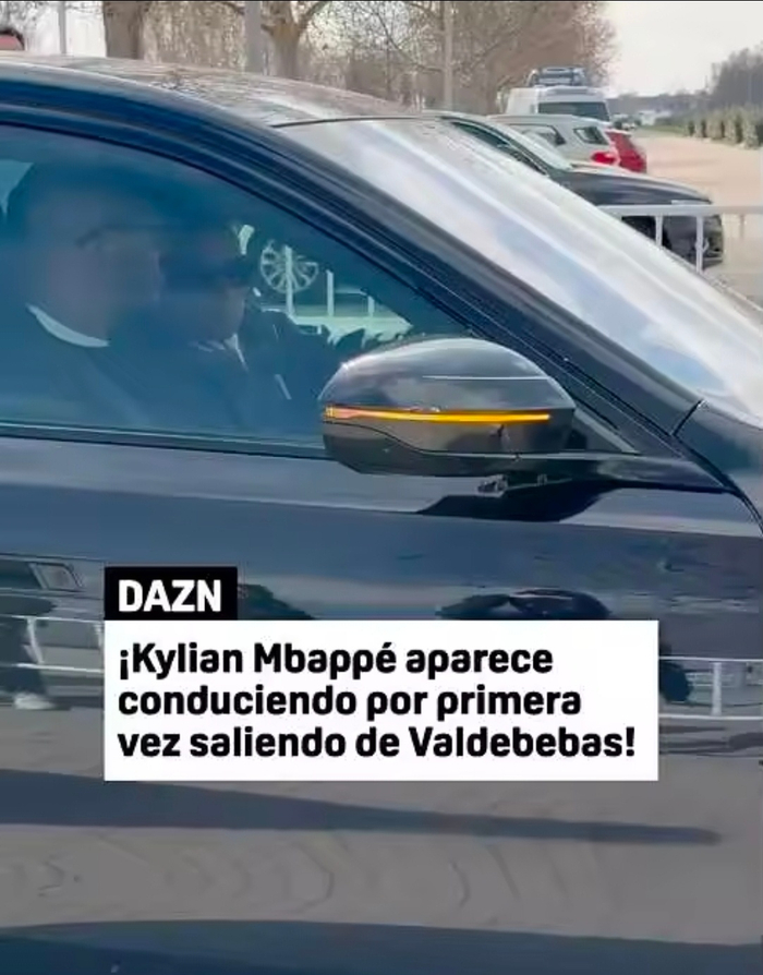 开云体育下载-姆巴佩考取驾照首度独自驾车现身皇马训练基地|基利安·姆巴佩|法国足球队|皇家马德里|阿尔科孔|维尼修斯_新浪体育_新浪新闻