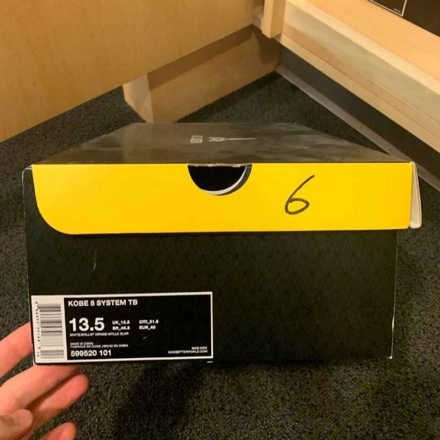 开云体育app-球鞋库存危机！断供的科比签名鞋让球员们有点慌了