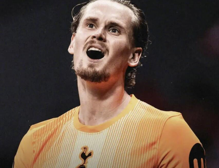 开云体育app-马竞5-2热刺，图多尔换门将引争议，舒梅切尔批其毁球员生涯|彼得·舒梅切尔|托特纳姆热刺|马德里竞技|曼联|比赛_新浪体育_新浪新闻