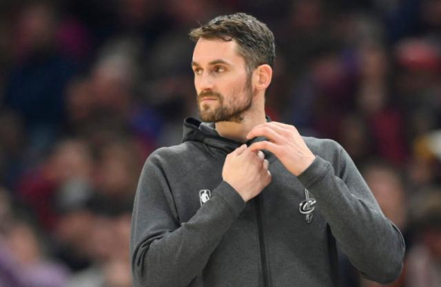 开云体育官网-拉夫进入买断倒计时？只有放弃1500万骑士才会放人