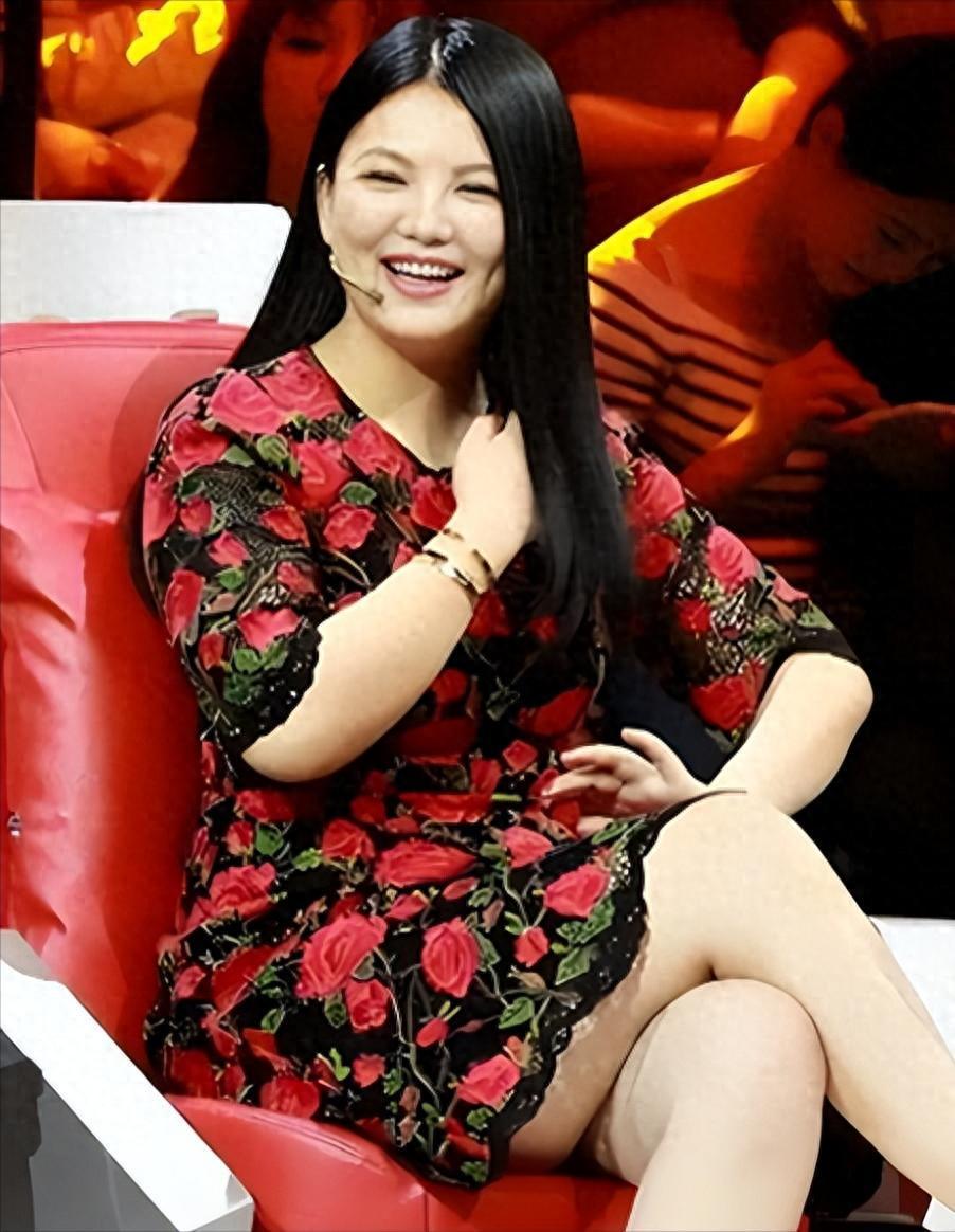 开云体育官网-这回真洗不白了！ 高调炫富的李湘再传&amp;quot;噩耗&amp;quot;，被扒的&amp;quot;底裤&amp;quot;不剩